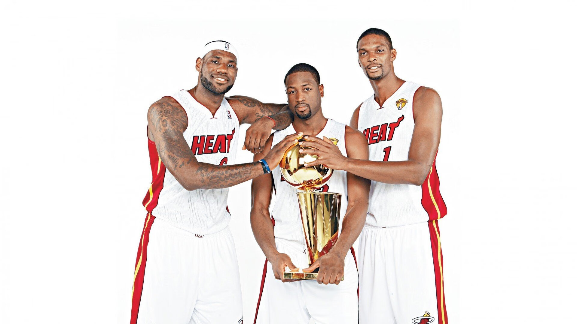 马克西独舞北境之夜,连续得分狂潮击溃公牛,猛龙速胜显统治力