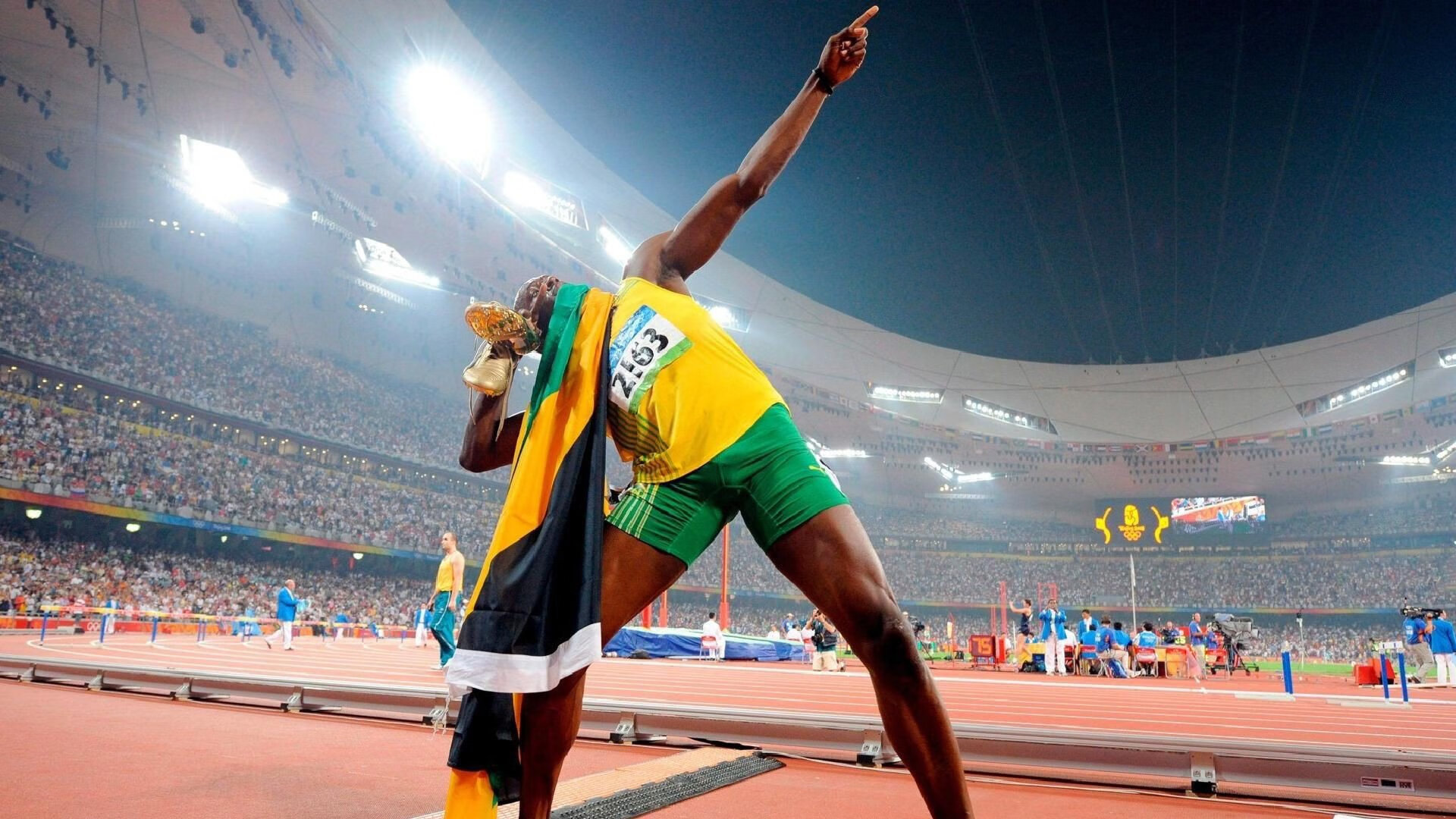 伊萨克一锤定音，比利亚雷亚尔硬仗淬炼西班牙荣耀