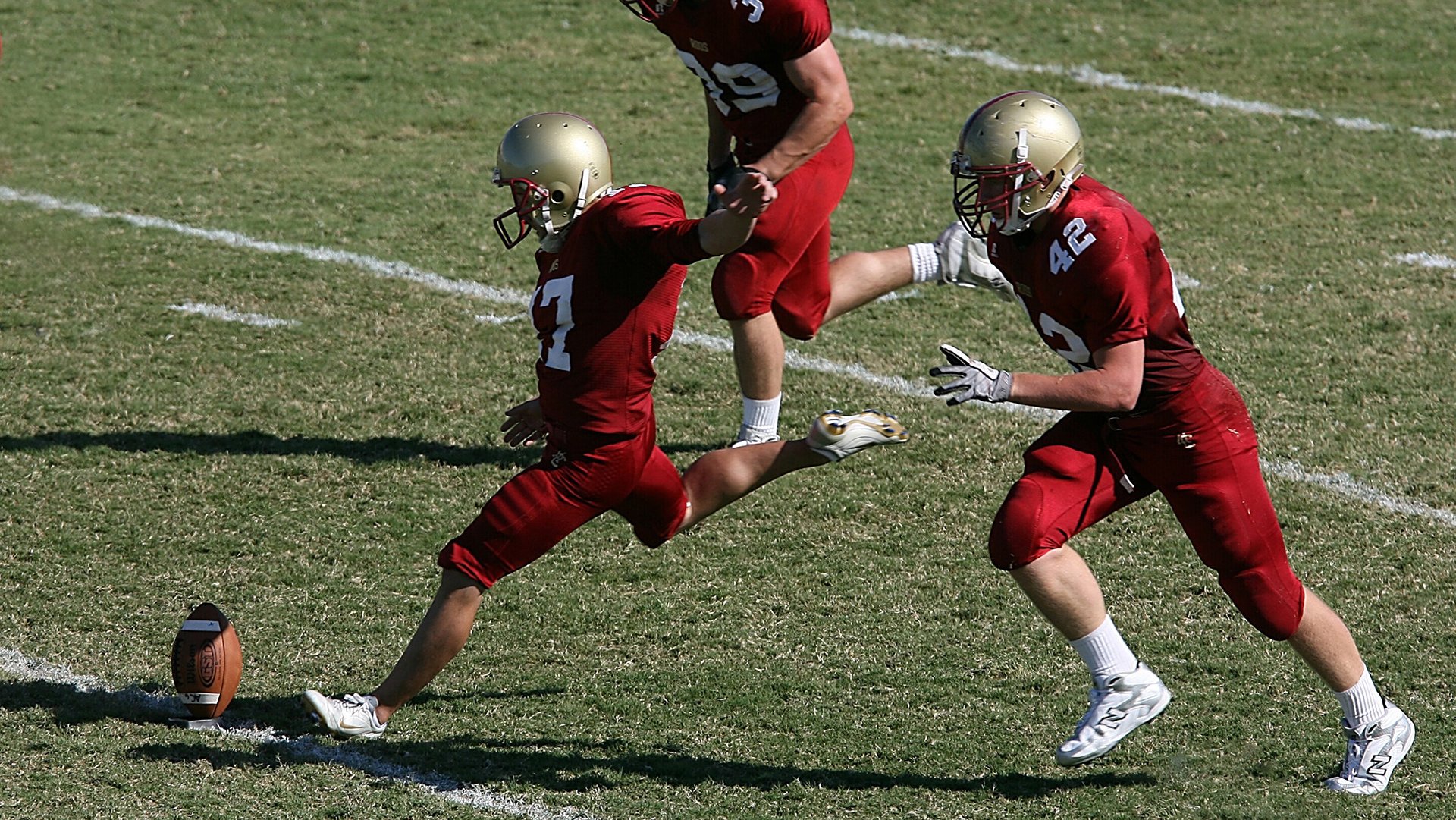 厄德高奥运周期关键战接管比赛，瑞典掀翻巴拉圭展现唯一性